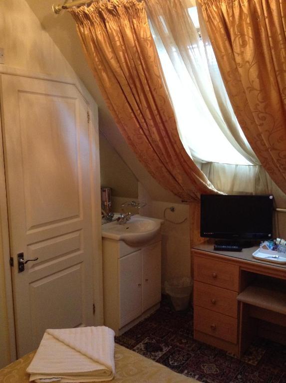 Acorn Wisma tamu 4*